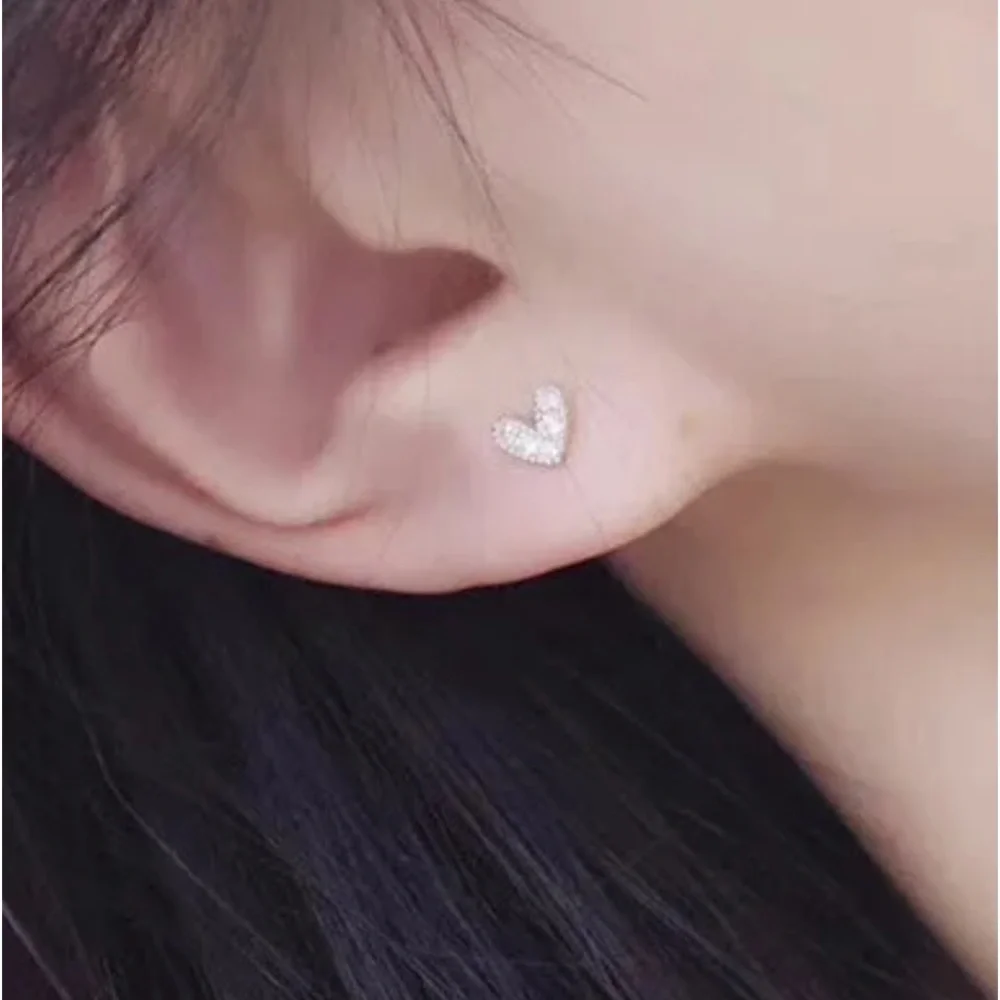 New Sterling Silver White Sapphires Heart Studs